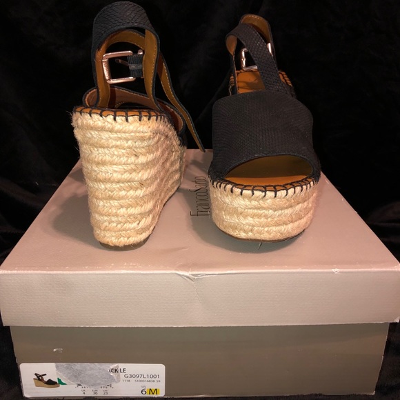 Franco Sarto - Black Wedges - size 6 - NEVER WORN - Picture 2 of 3